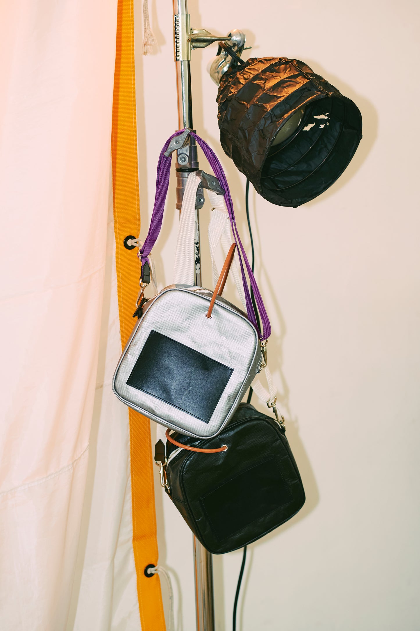 CROSS BODY BAG