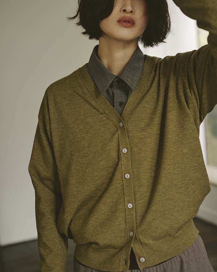 NICE CARDIGAN